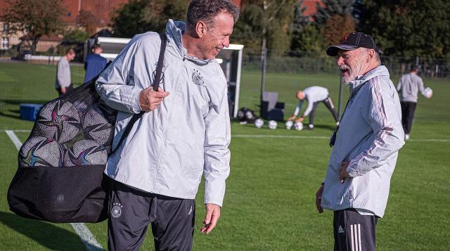 1633589640999017359.jpg 1633589640999017359.jpg