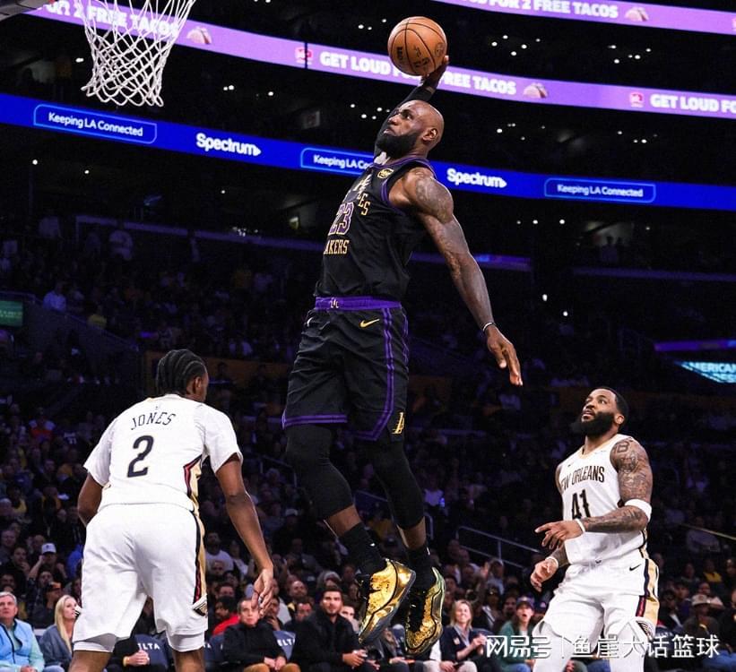 险胜！老詹21+7里夫斯15中4，锡安24+4犯错，东契奇27+7不满吹罚